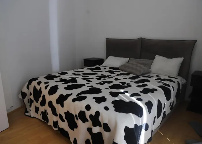 Апартаменти City Central Suite